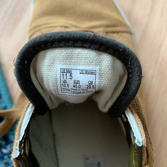 Vans x J.Crew Old Skool Sneakers in Moleskin - Picture 8 of 8